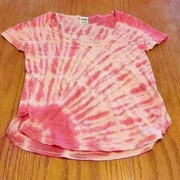 Victoria's Secret PINK tee - Picture 9 of 10
